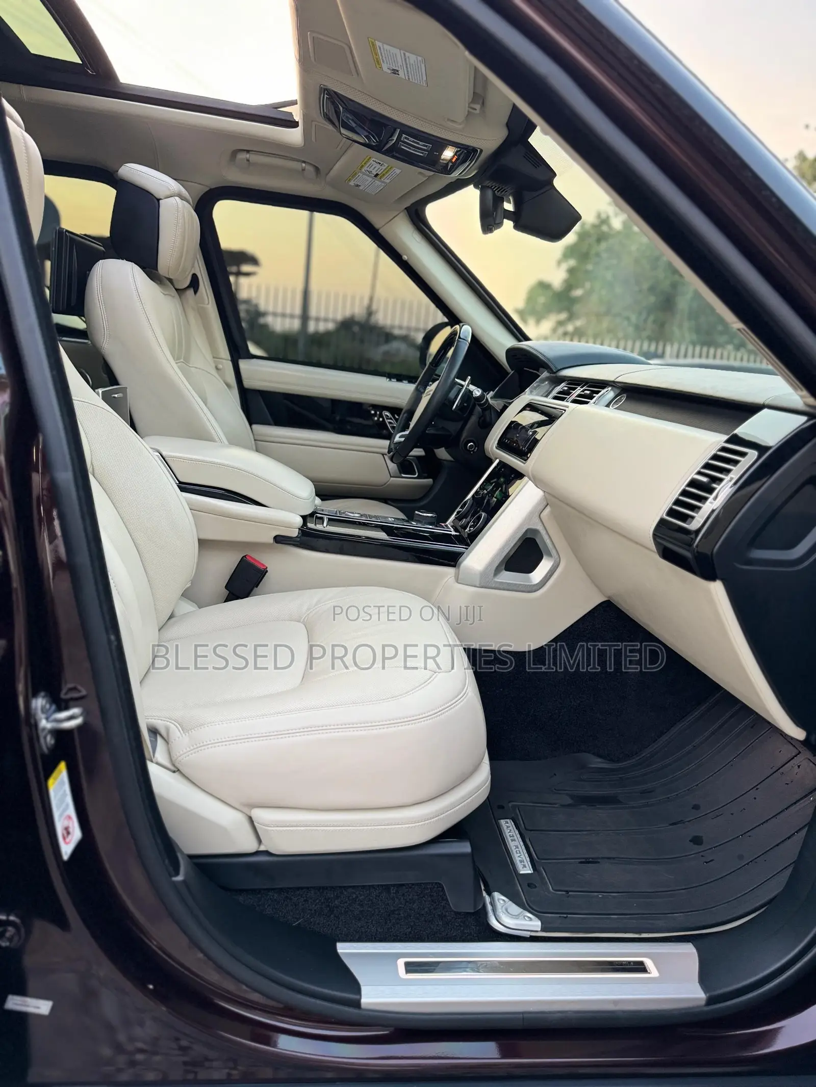 Land Rover Range Rover Vogue 2020 Black