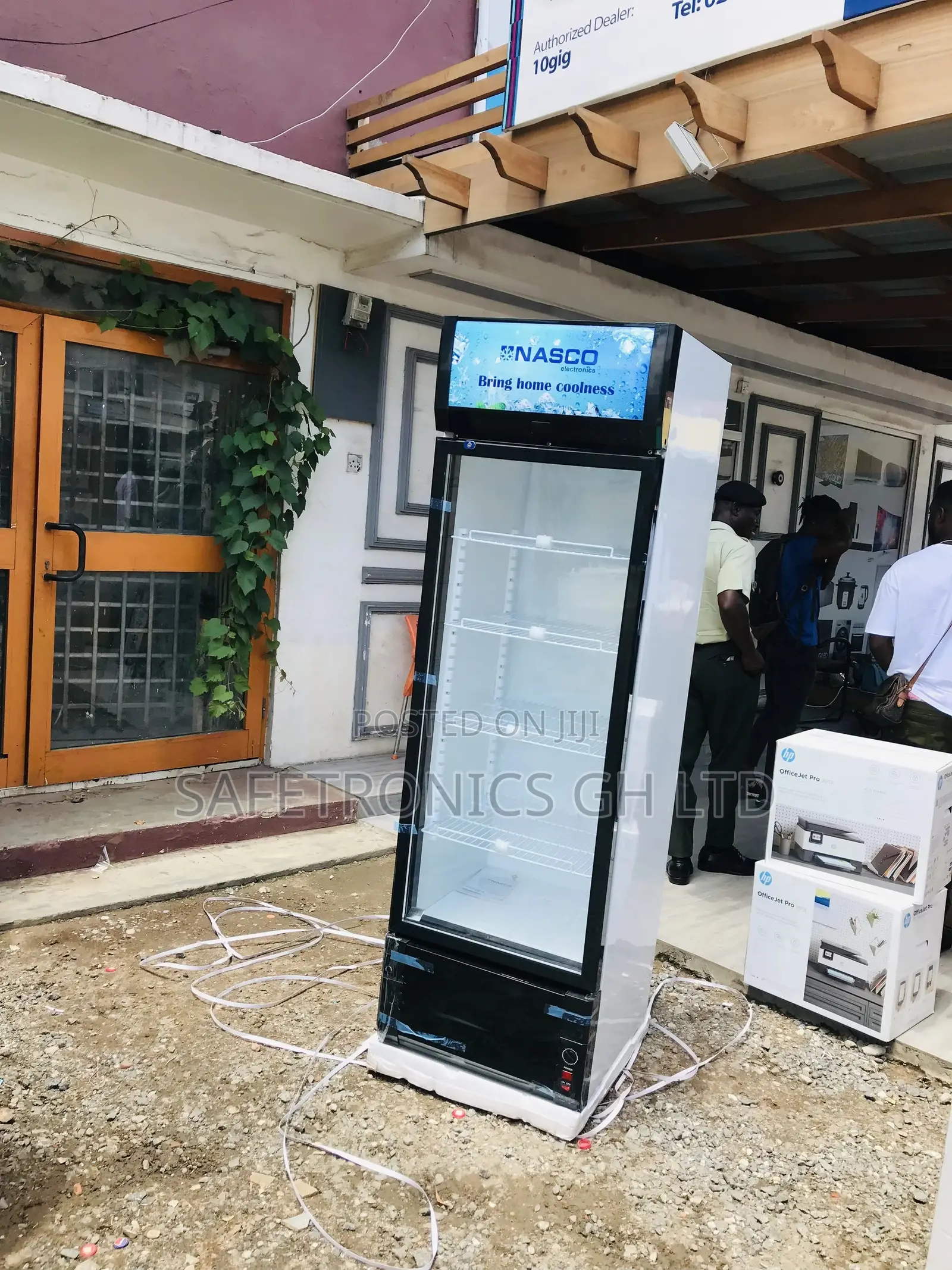 Display Nasco White Glass Singledoor Nasfl400-1dr Fridge