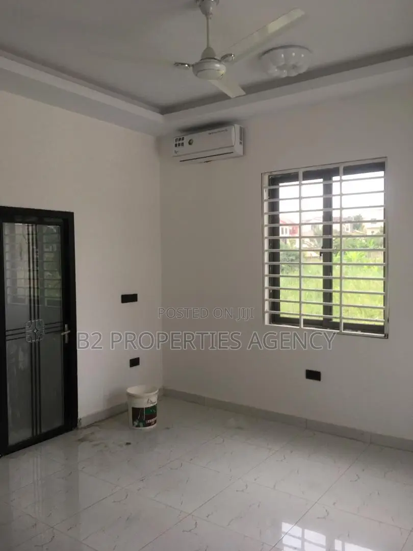 Furnished 4bdrm Mansion in B2Properties Agency, Kumasi Metropolitan