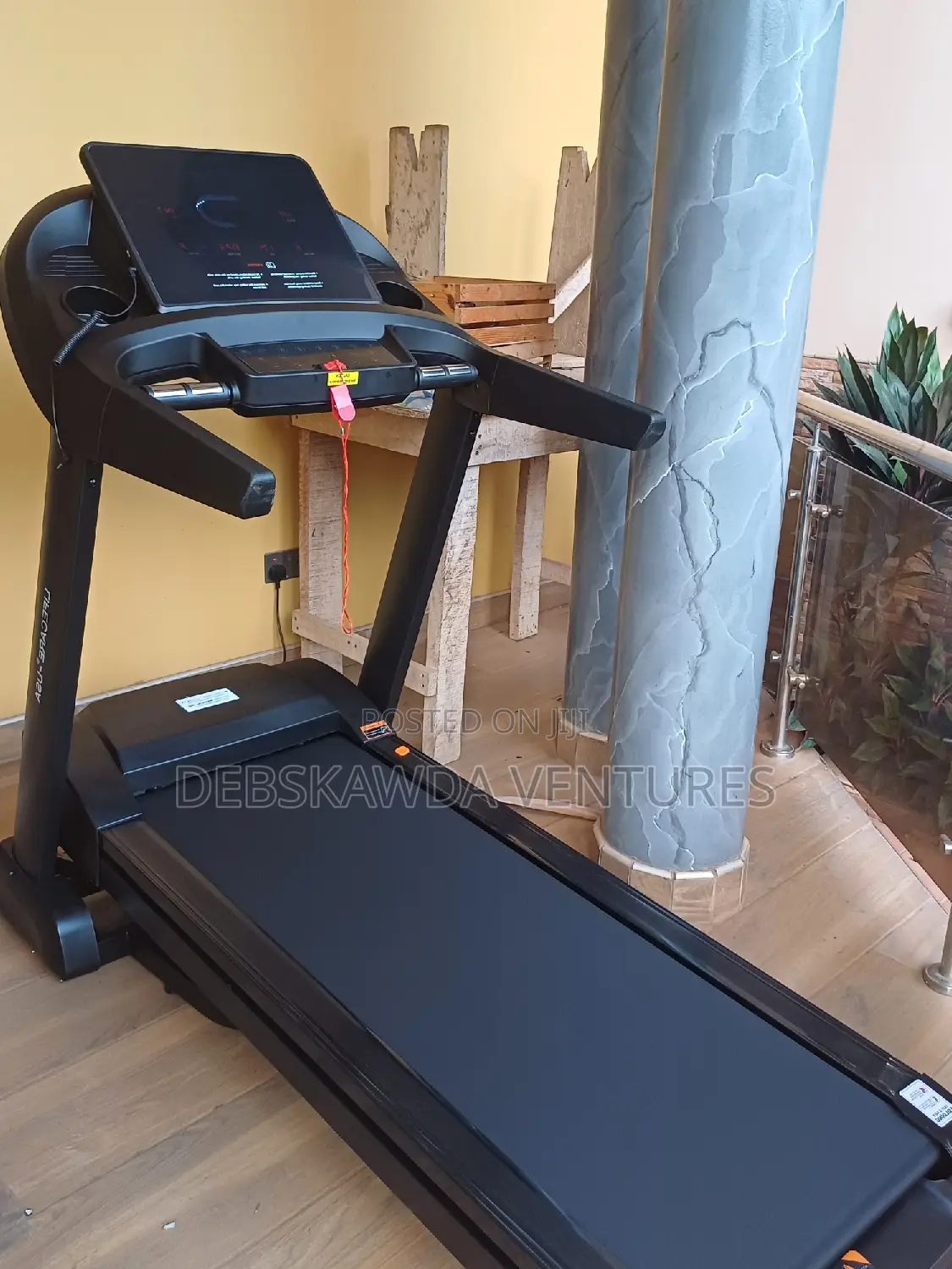 Vip Luxury Treadmill 4hp Robust