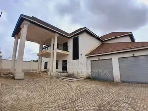 4bdrm House in K Fuseini Estate, Kumasi Metropolitan for sale
