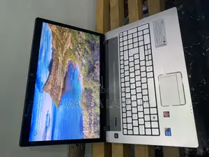 New Laptop Acer AS5755 8GB Intel Core I3 HDD+SSD 500GB