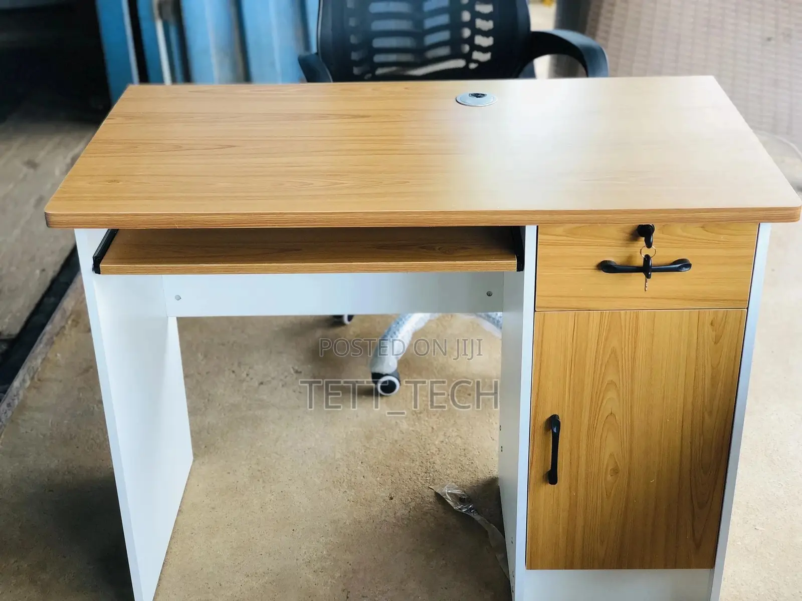 Assembling Of Foreign Furniture