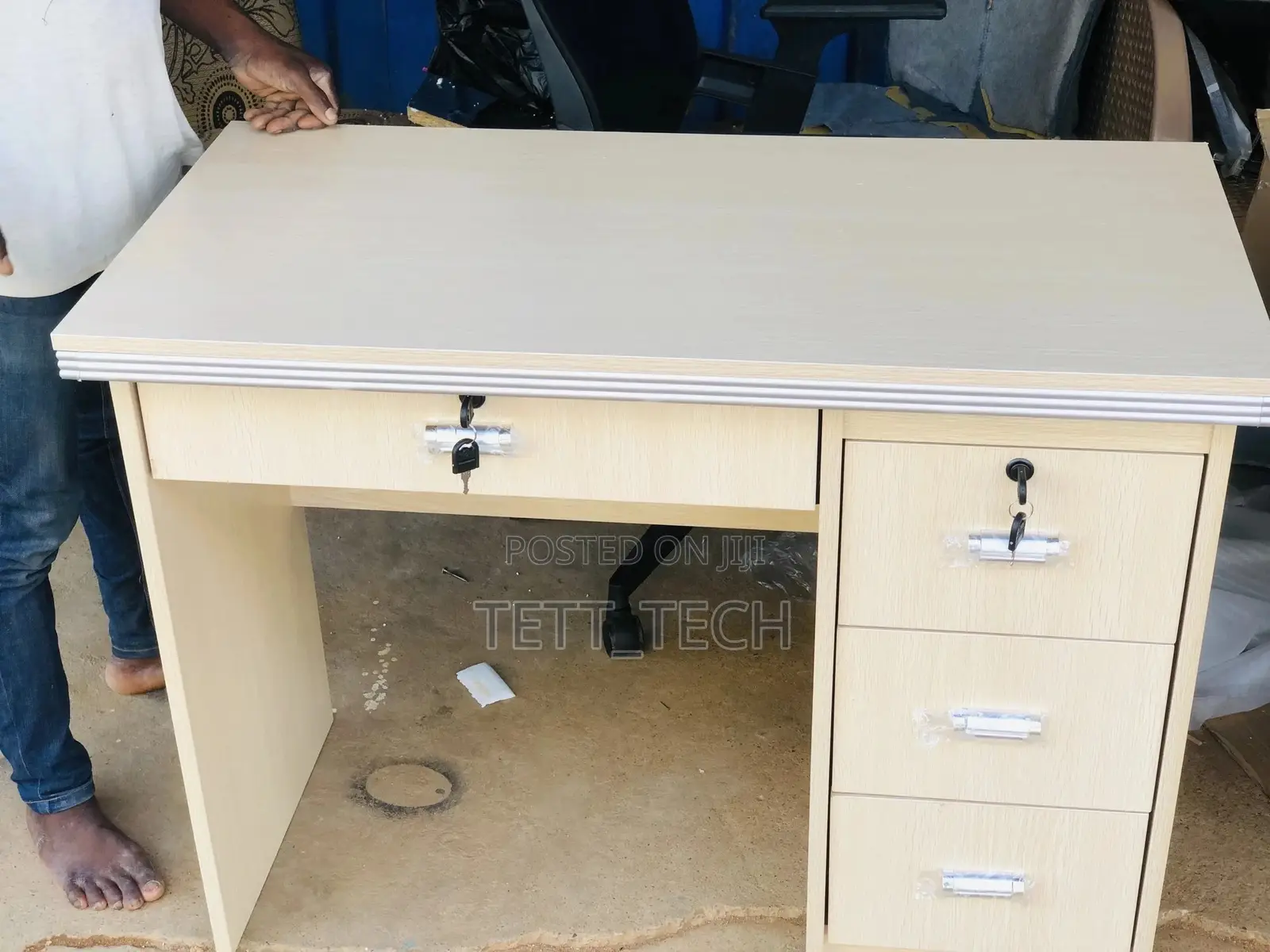 Assembling Of Foreign Furniture