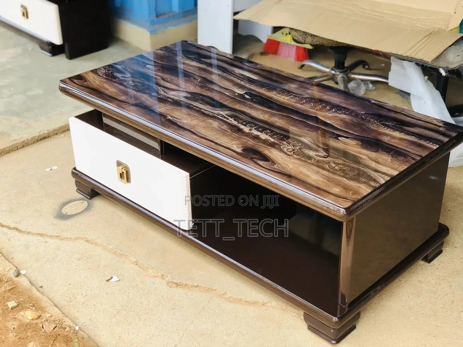 Assembling Of Foreign Furniture