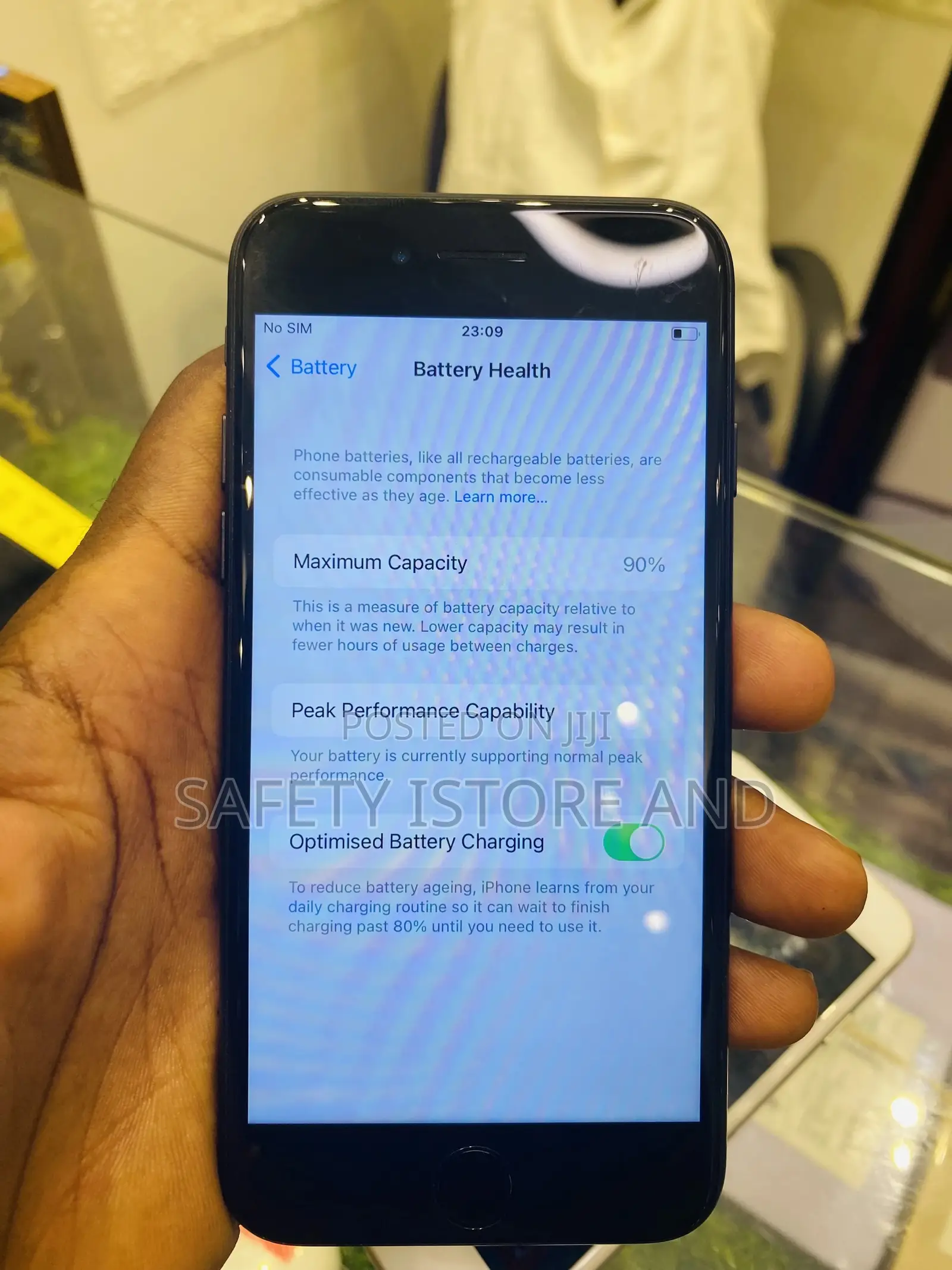 New Apple iPhone 7 32 GB Black