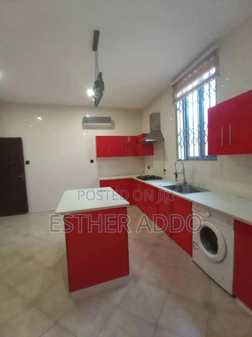 4bdrm Duplex in East Legon for rent