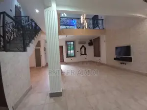 4bdrm Duplex in East Legon for rent