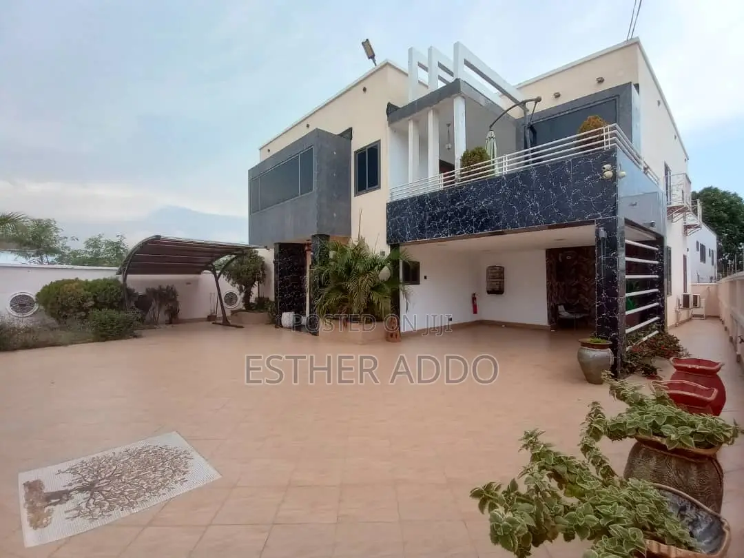 4bdrm Duplex in East Legon for rent