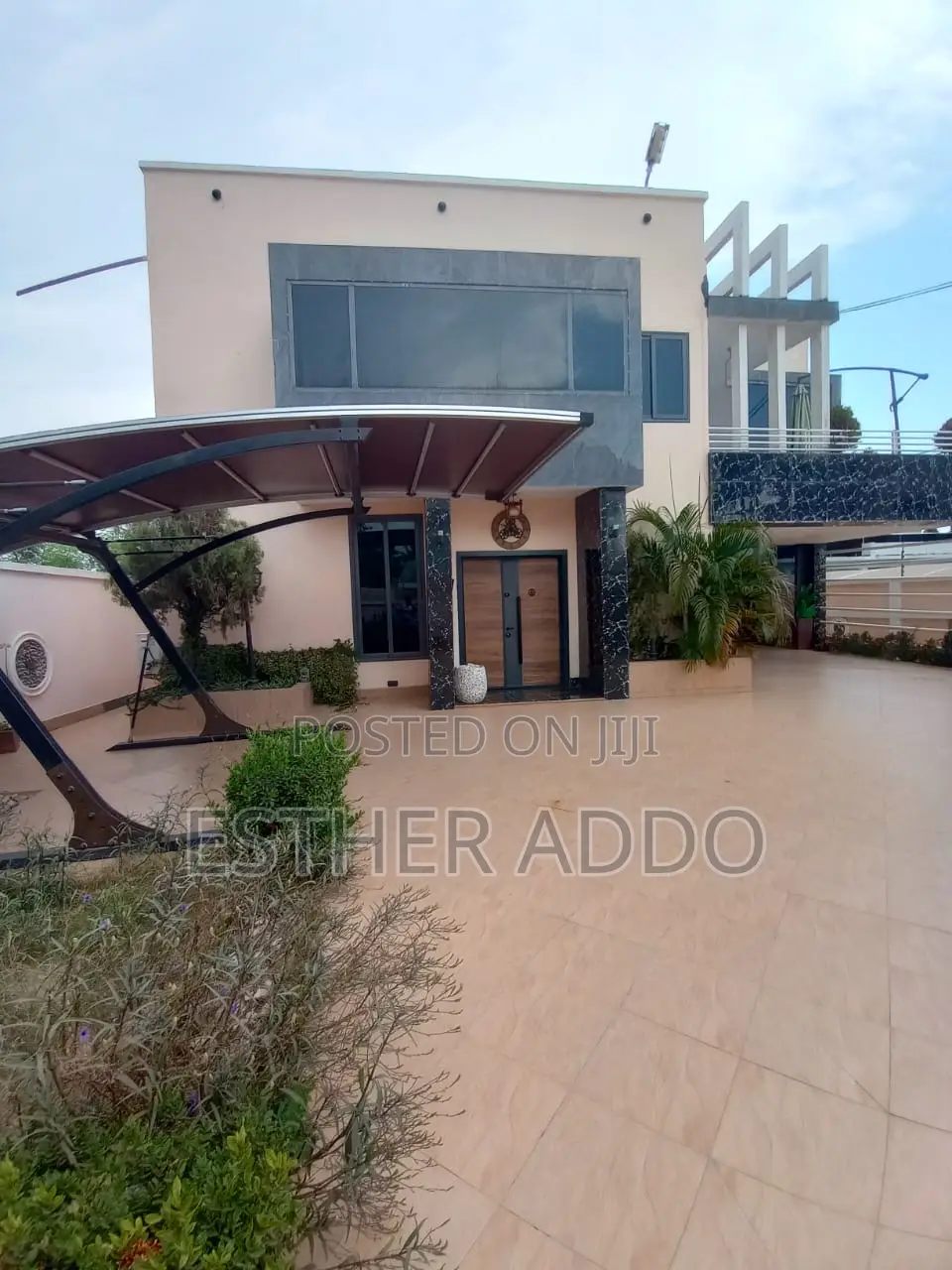 4bdrm Duplex in East Legon for rent
