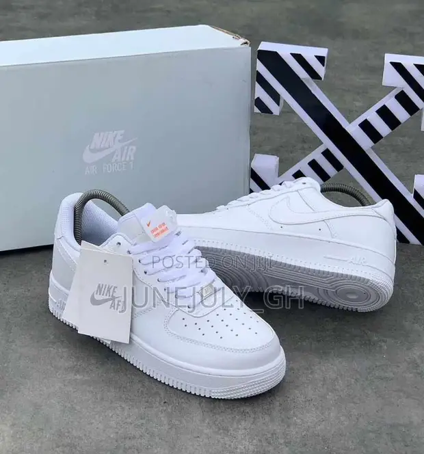 Nike Air Force 1- White