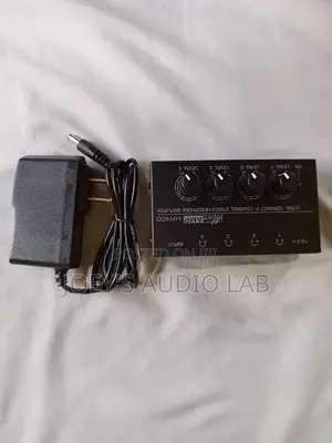 Ha400 in-Ear Headphone Amplifier/Distributor