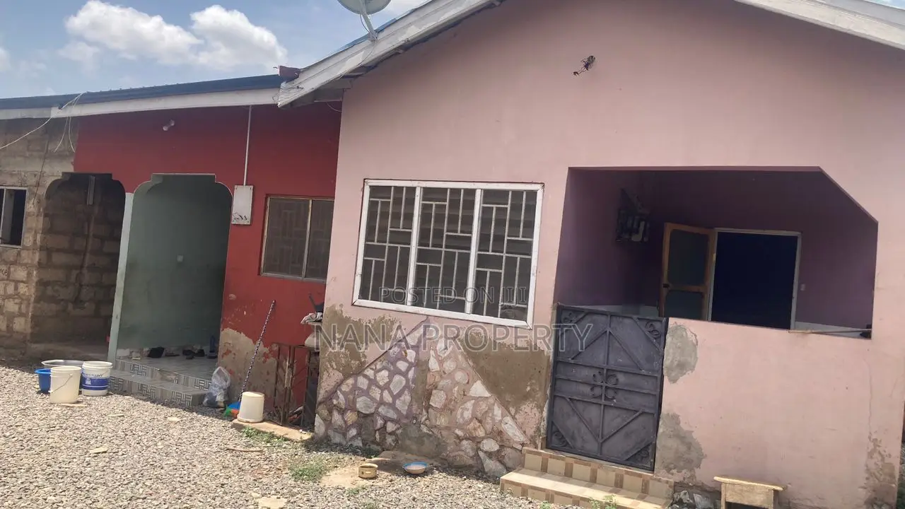 6bdrm House in Dodowa for sale