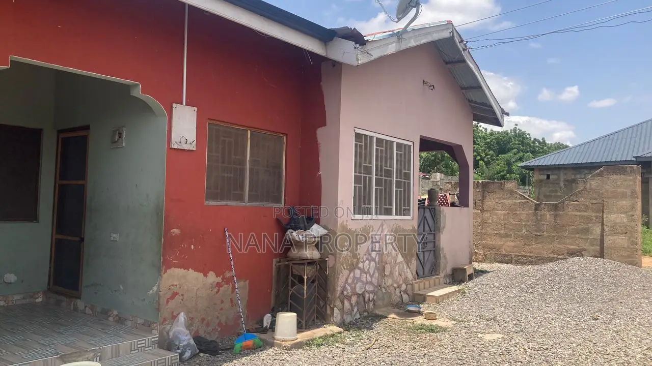 6bdrm House in Dodowa for sale