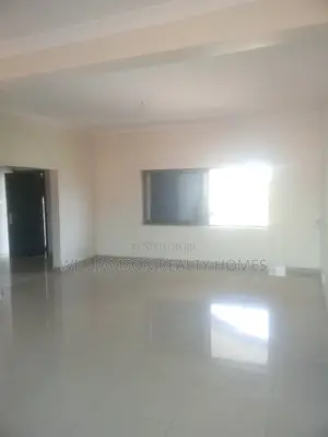 3bdrm Apartment in Community 20 Estate, Spintex for rent