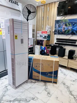 Self Cleaning Split R410 Gas Midea 3hp