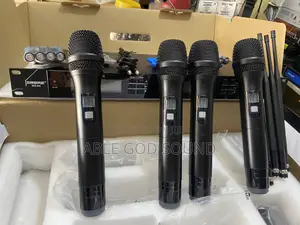 4 in 1 Shure Wireless Microphone Nx-04