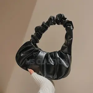 Solid Colors Cloud Pleated Bag Simple Women's Armpit Bag