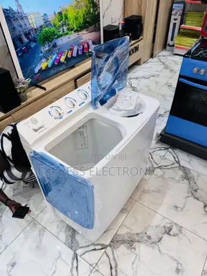 Durable Sleek White 11kg Topload Twintub