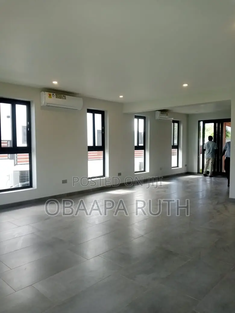 4bedroom Duplex for Sale at East Airport