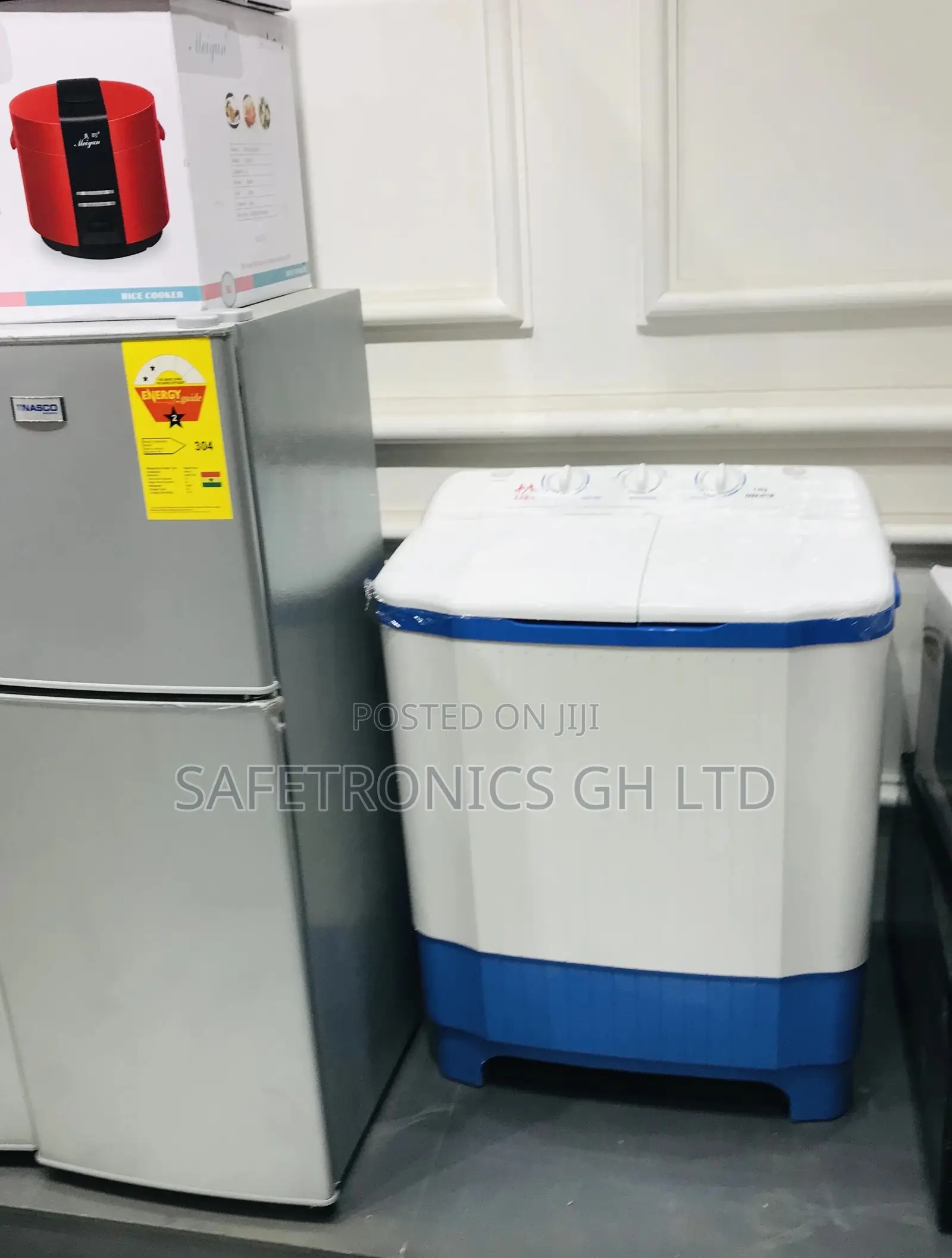 Essential Zara Topload 7kg Semiautomatic Washingmachine