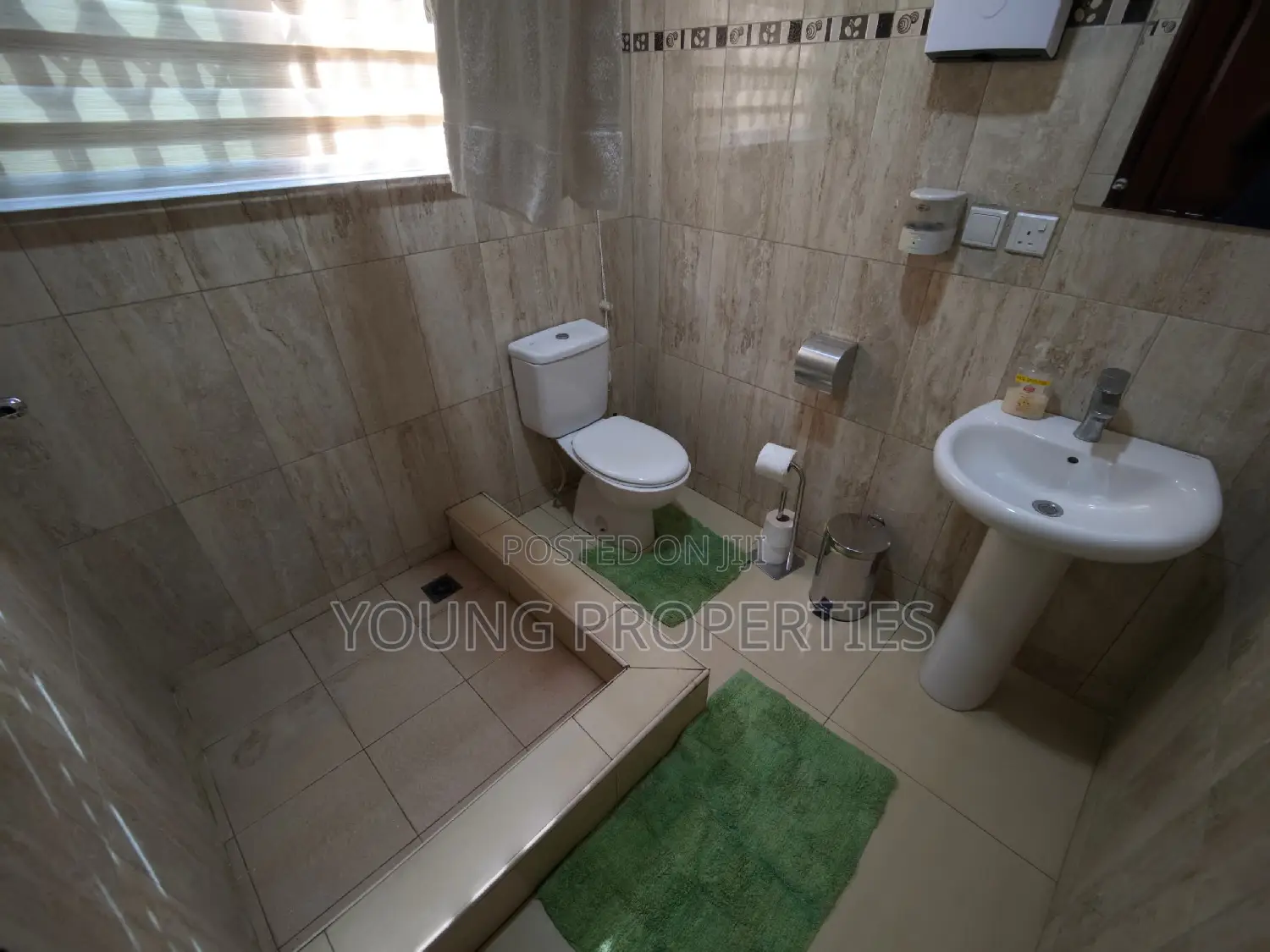2bdrm House in Amasaman Ashalaja for sale