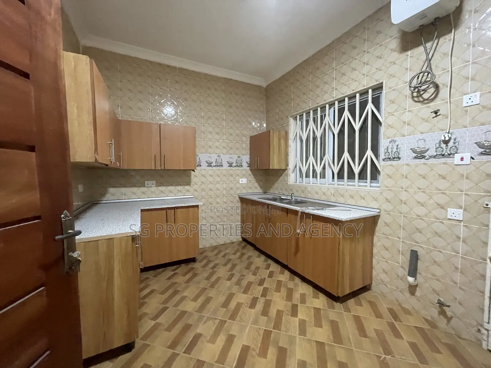 3bdrm Apartment in Spintex for rent