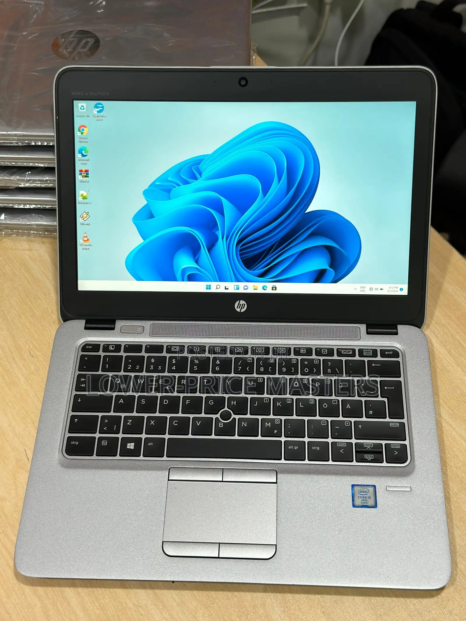 New Laptop HP EliteBook 820 G3 8GB Intel Core I5 SSD 256GB