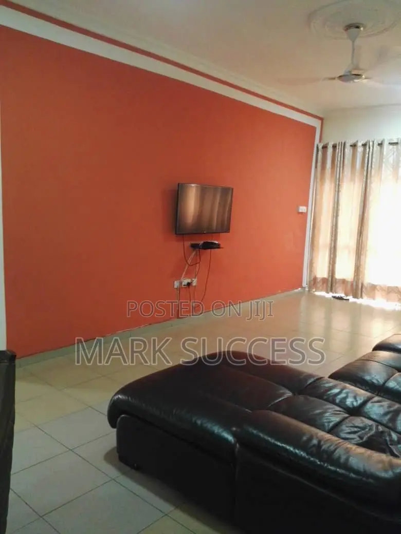 Furnished 3bdrm Apartment in West Hills Mall Area for rent