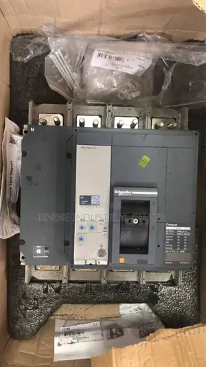 Original 1000A Schneider Breaker 4p