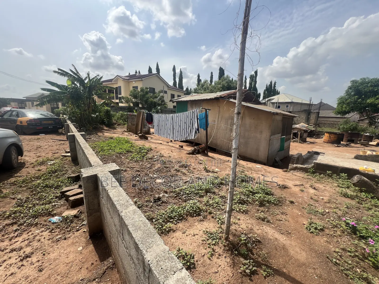 Classic Close to Road Side Land for Sale