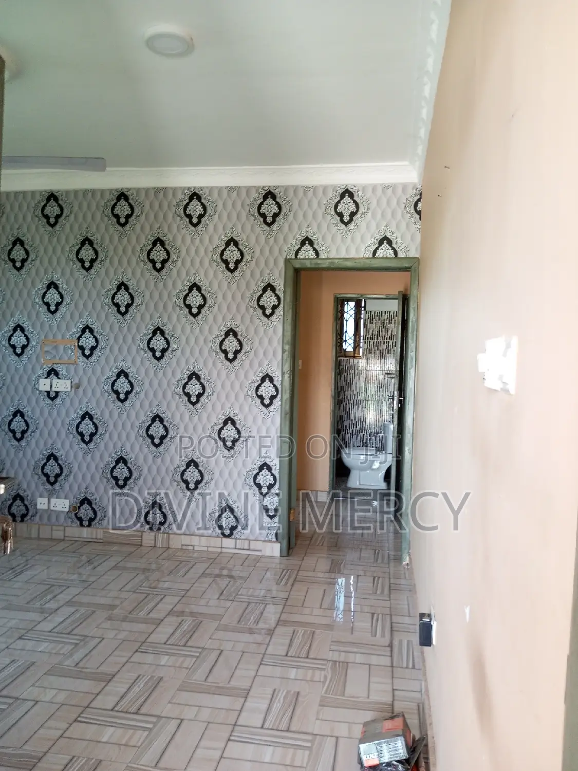 1bdrm Apartment in Kasoa New Market, Awutu Senya East Municipal