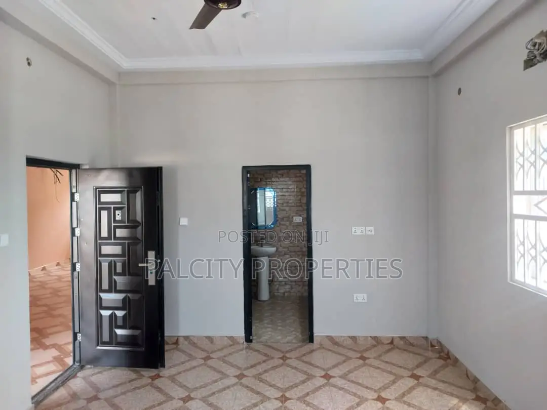 2bdrm Block of Flats in Palcity Estate, Kumasi Metropolitan for rent