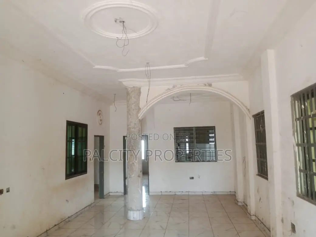 2bdrm Block of Flats in Palcity Estate, Kumasi Metropolitan for rent