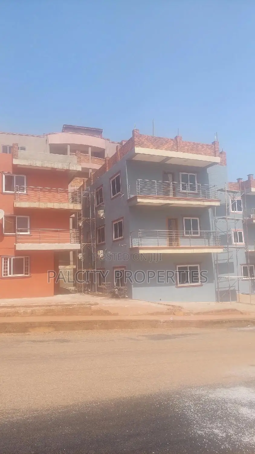 2bdrm Block of Flats in Palcity Estate, Kumasi Metropolitan for rent
