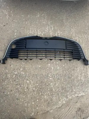Toyota Yaris Bumper Front Lower Grille 2016