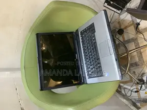 New Laptop Toshiba Satellite C50 3GB Intel Core 2 Duo HDD+SSD 250GB