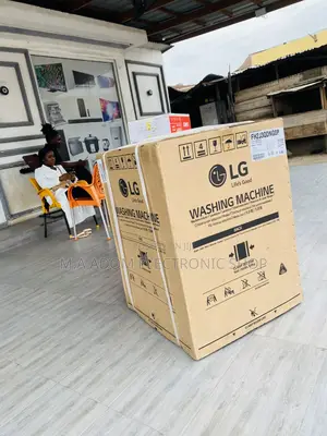 Energy Saving LG FH2J3QDNP0 7kg Front Load Washing Machine.