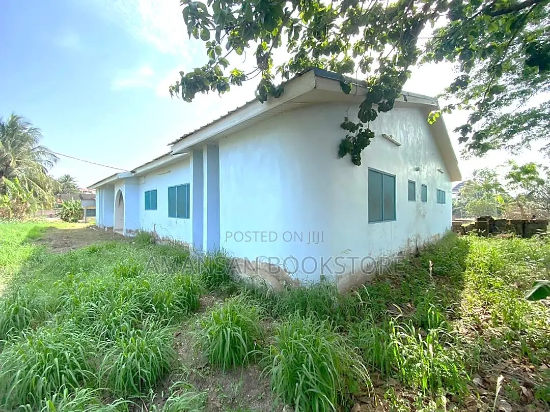5bdrm House in New-Juaben Municipal for sale