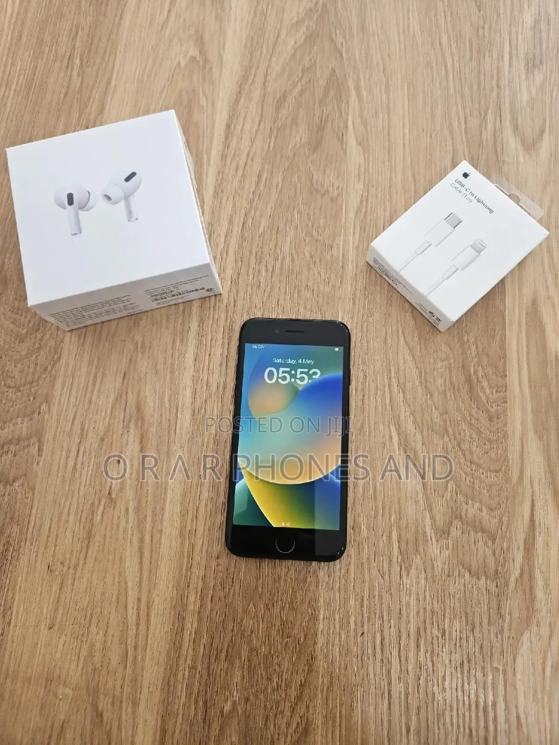 Apple iPhone SE (2020) 64 GB Black