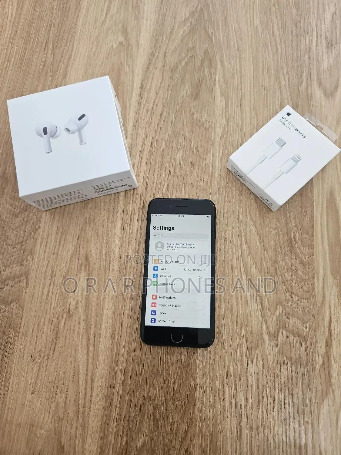Apple iPhone SE (2020) 64 GB Black