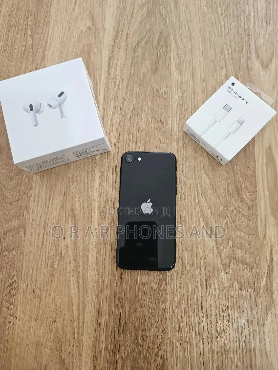 Apple iPhone SE (2020) 64 GB Black