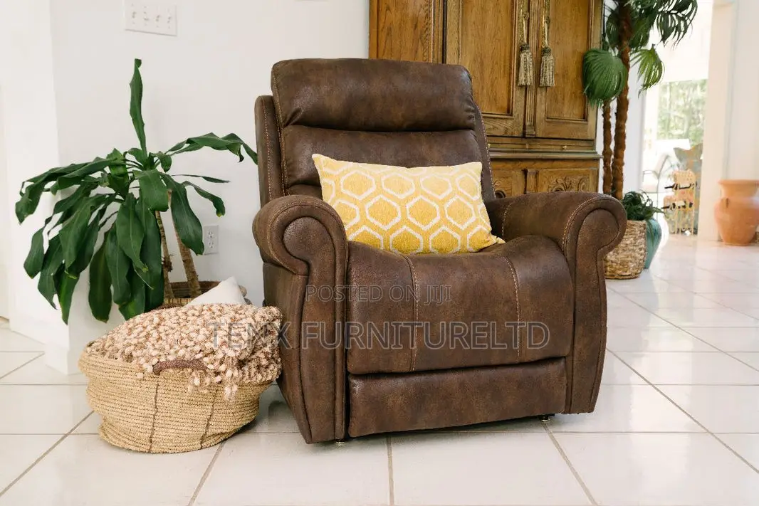 Recliner (Mahogany) Manual