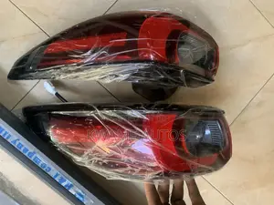 Madza Cx-5 23 Tailight Pair