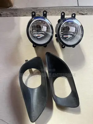 Toyota Yaris 2008 Fog Light and Foglight Holder
