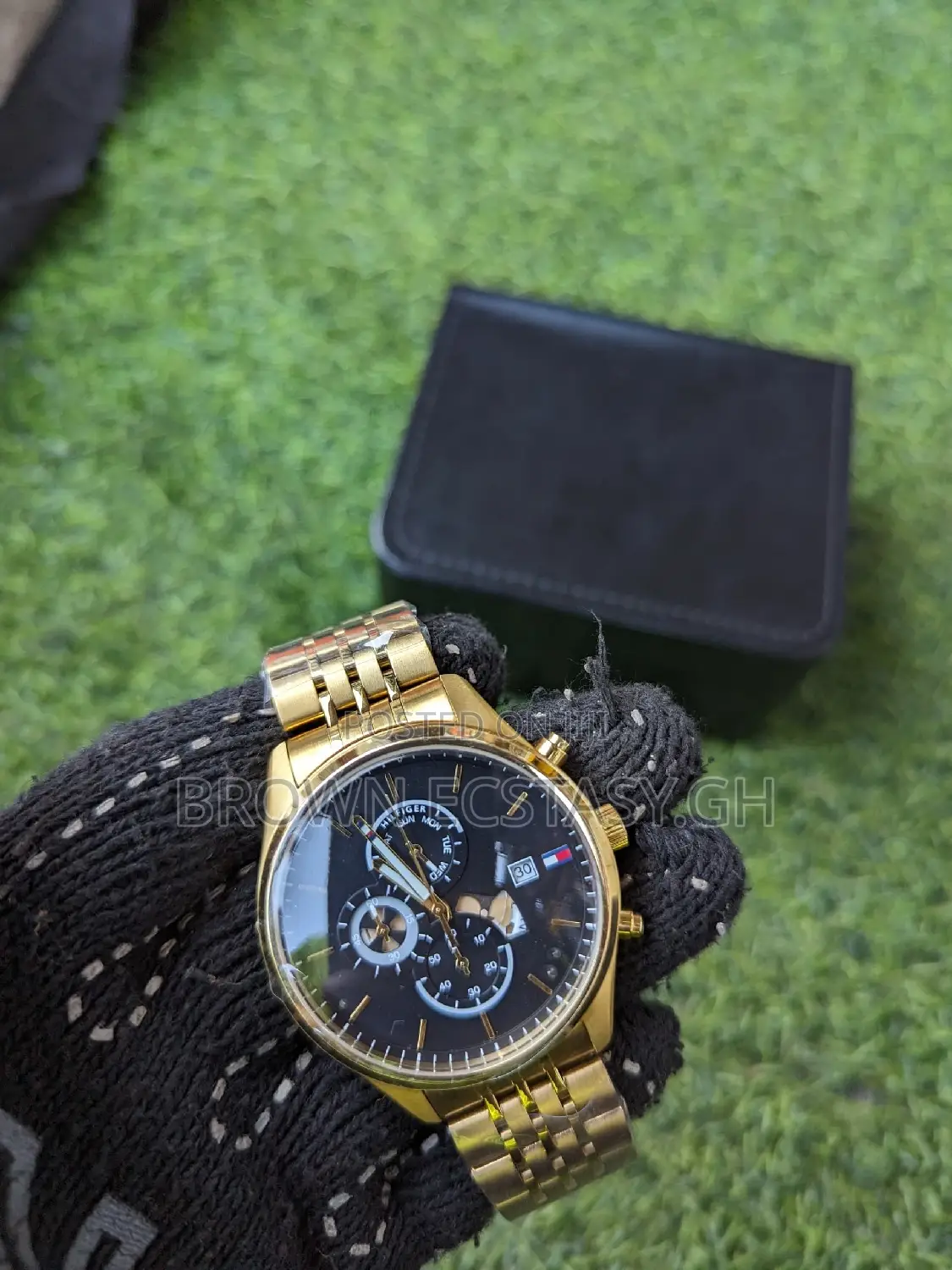 Classy Tommy Hilfiger Chronographic Watch