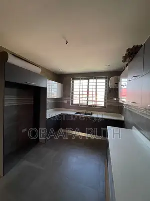 2bdrm Apartment in Lakeside Estate for rent