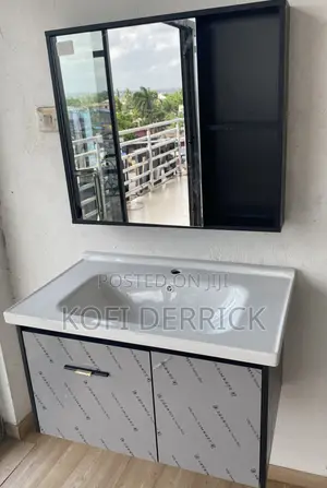 Cabinet Basin