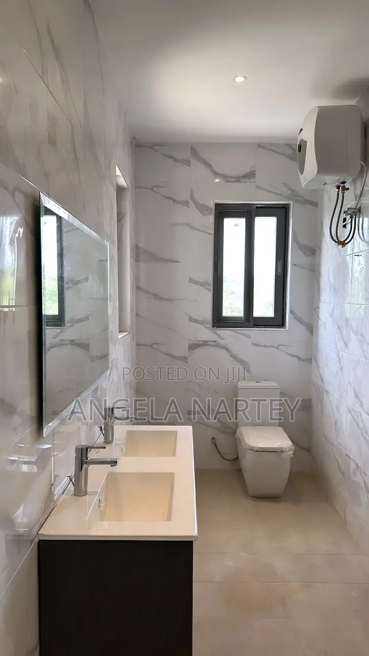4bdrm House in Tse Addo, Accra Metropolitan for sale