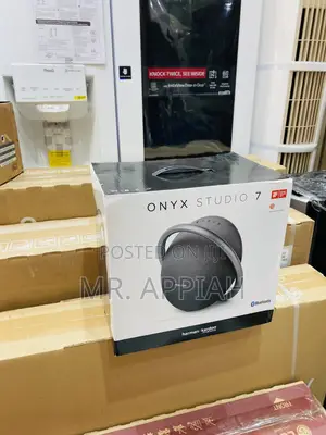 Rechargeable Harman Kardon Onyx 7 Portable Speaker(Black).